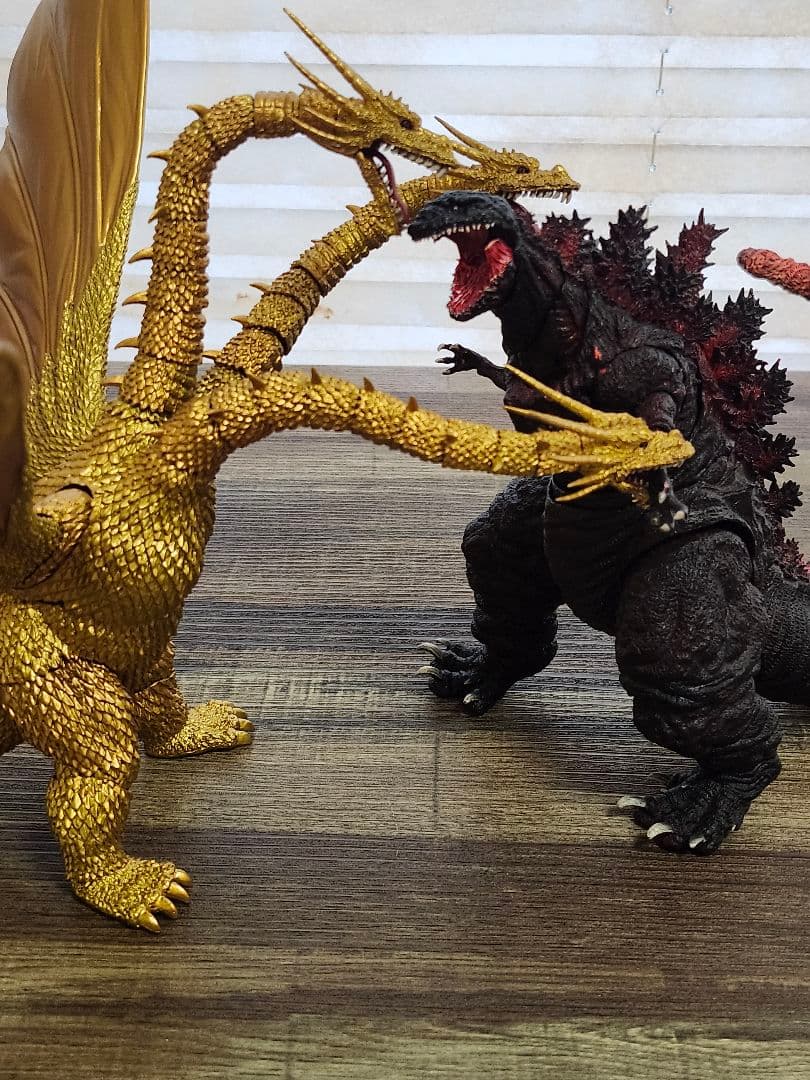 キングギドラ　スペシャルカラー Ver.　S.H.MonsterArts
