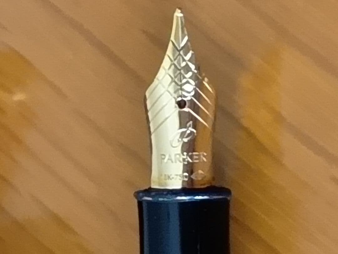 パーカー　ソネット　フランス　レッド 万年筆 ペン先18k