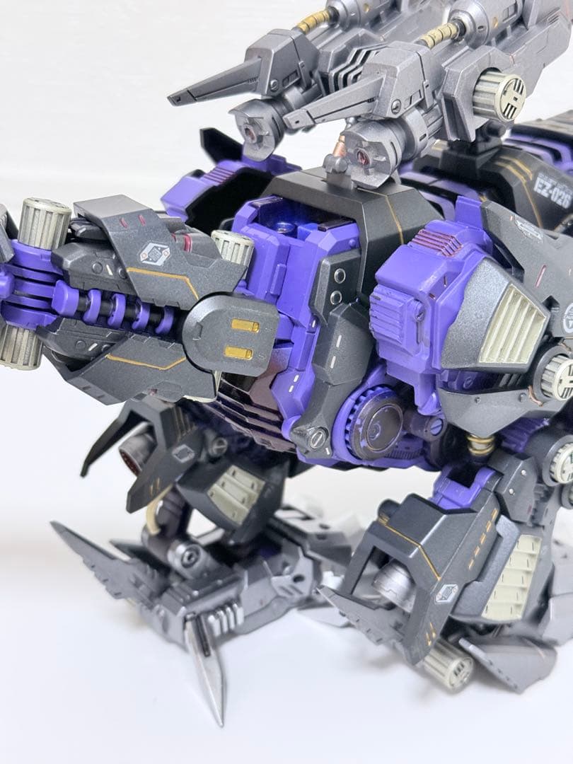 AZ-09 ジェノザウラー　塗装済み完成品