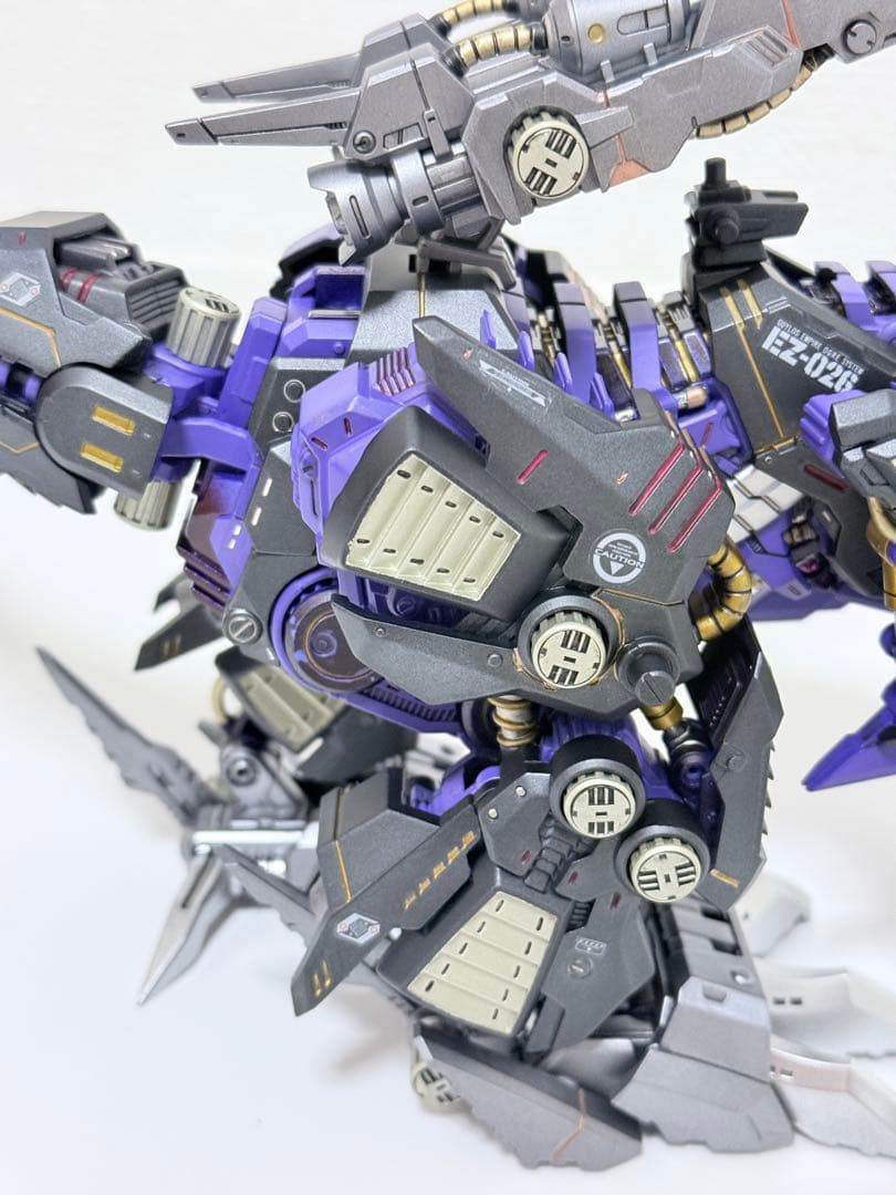 AZ-09 ジェノザウラー　塗装済み完成品