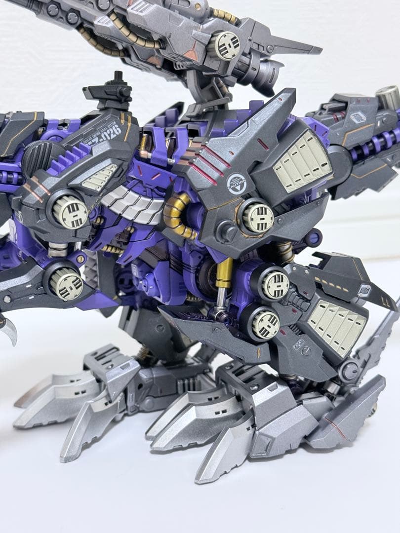AZ-09 ジェノザウラー　塗装済み完成品