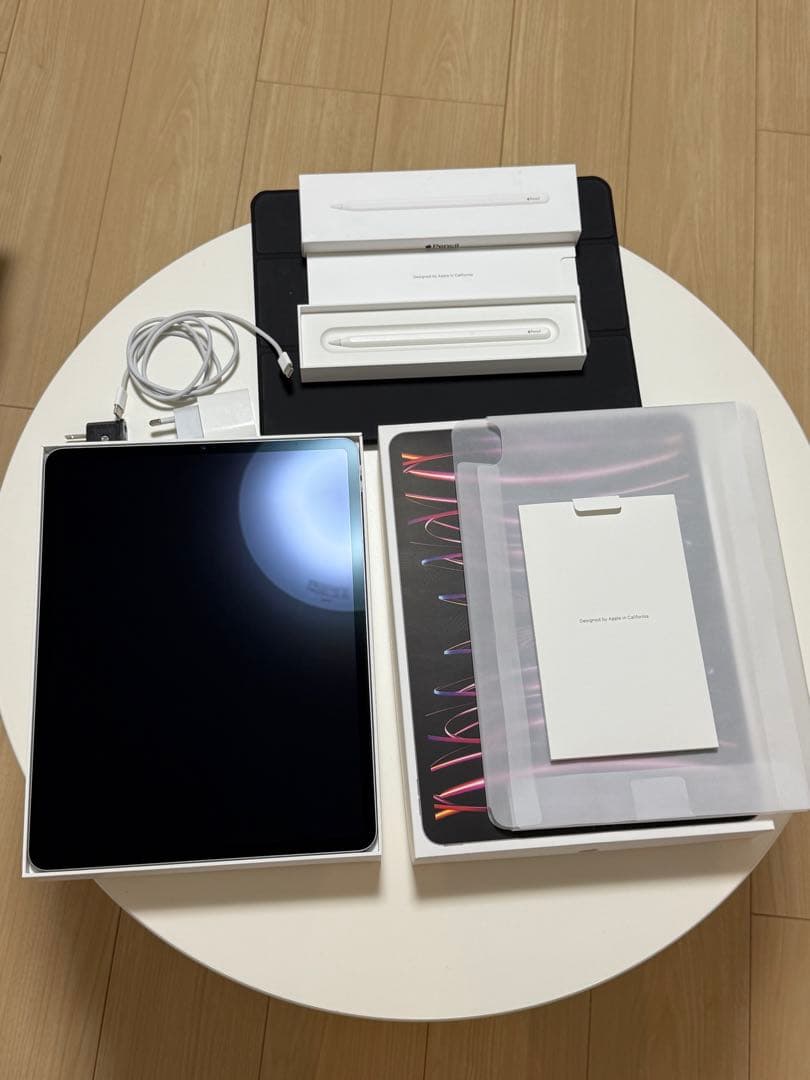 [美品] iPad Pro 12.9インチ（第6世代） 128GB Wi-Fi