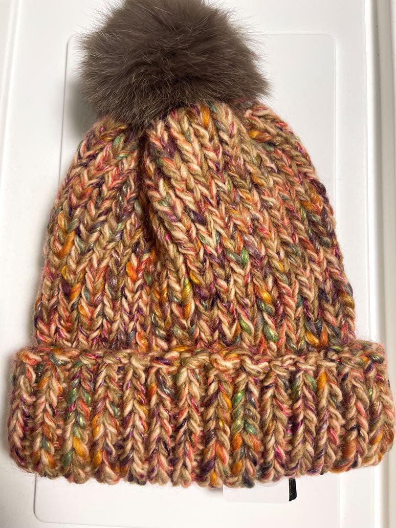 【新品タグ付き】CA4LA ニット帽　カシラ　ファー取り外し可能　リアルファー