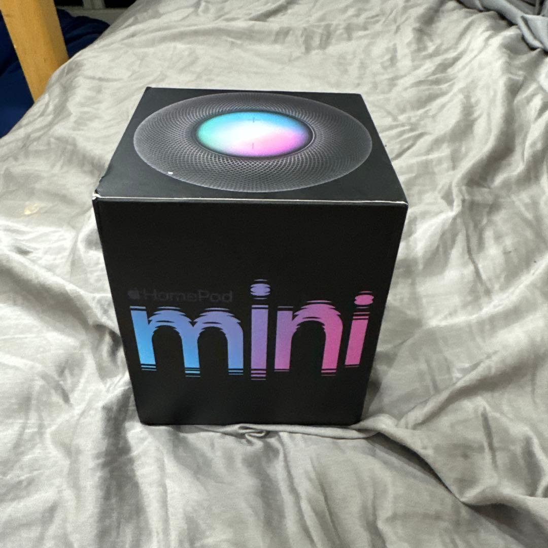 Podmini 黒