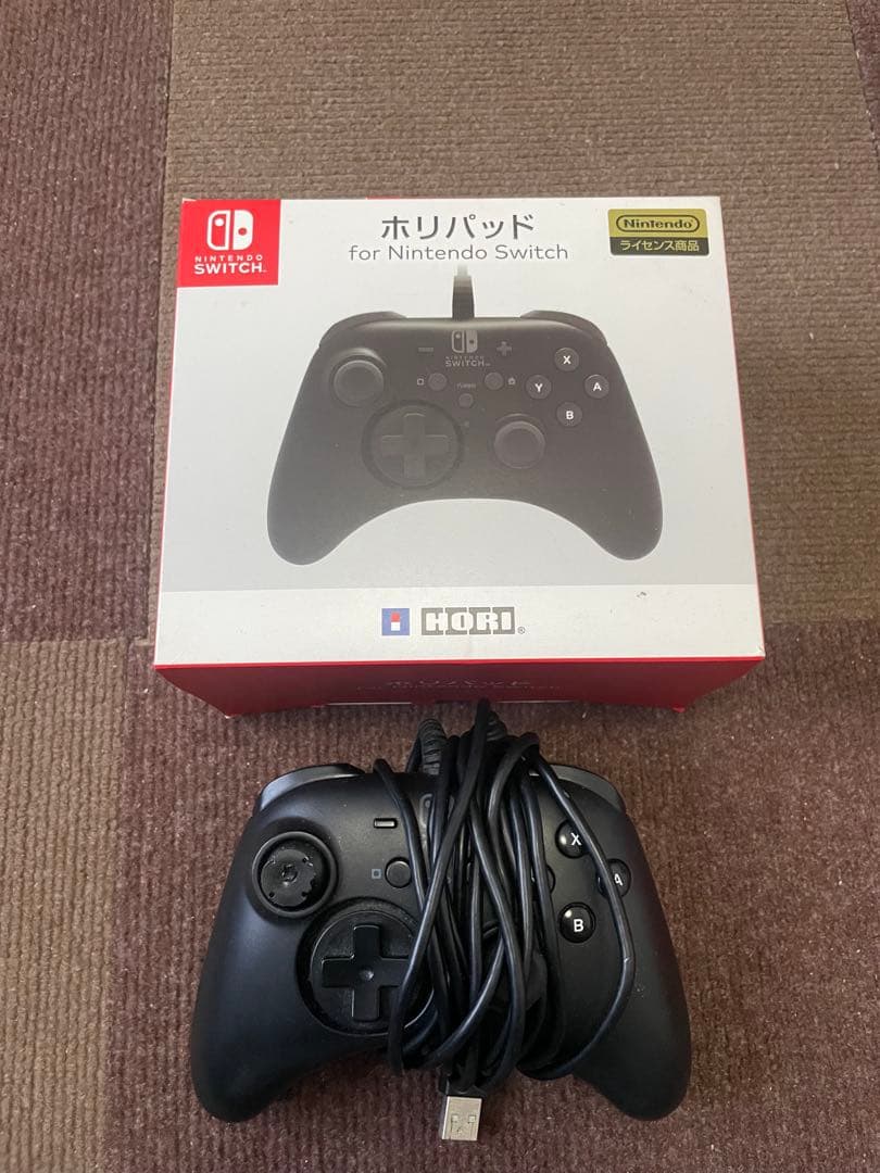 Nintendo Switch 本体 ホリパッド 台付き