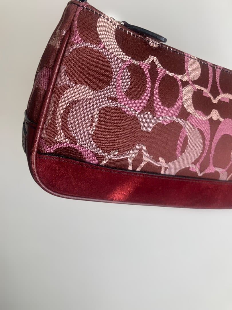 コーチ　アクセサリーポーチ　ミニバッグ　シグネチャー7027