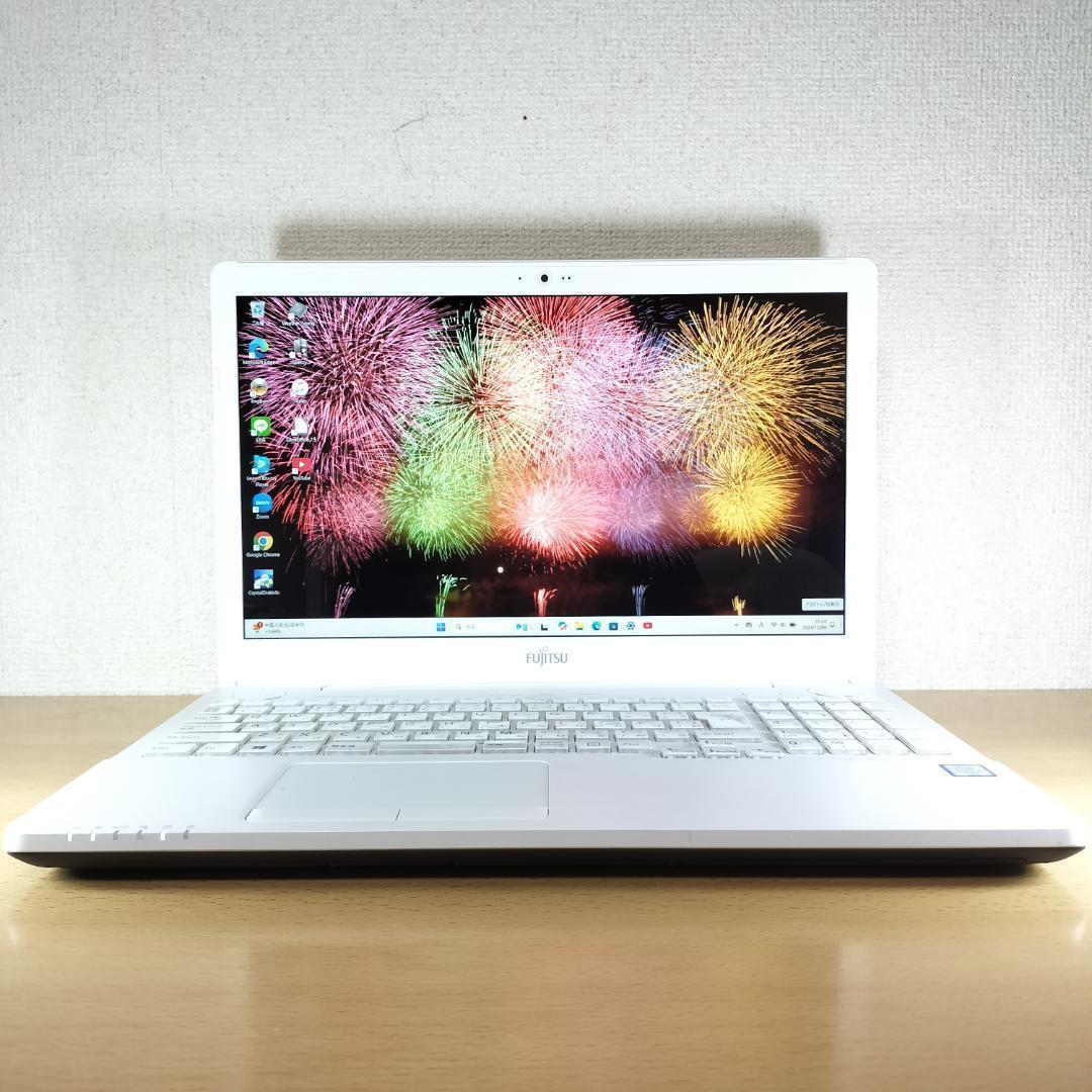 ノートパソコン i7 Windows11 SSD メモリ24GB 富士通 カメラ