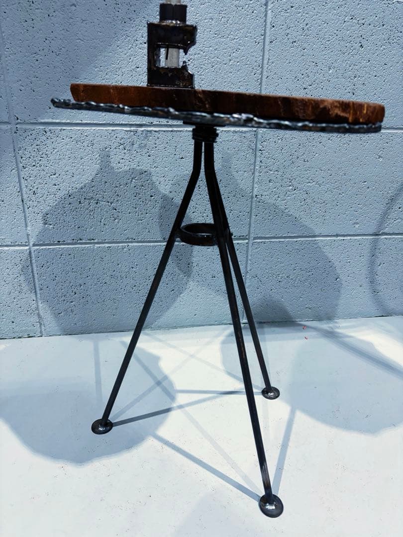 アイアン家具　サイドテーブル　インダストリアル　コーヒーテーブル　ナイトテーブル