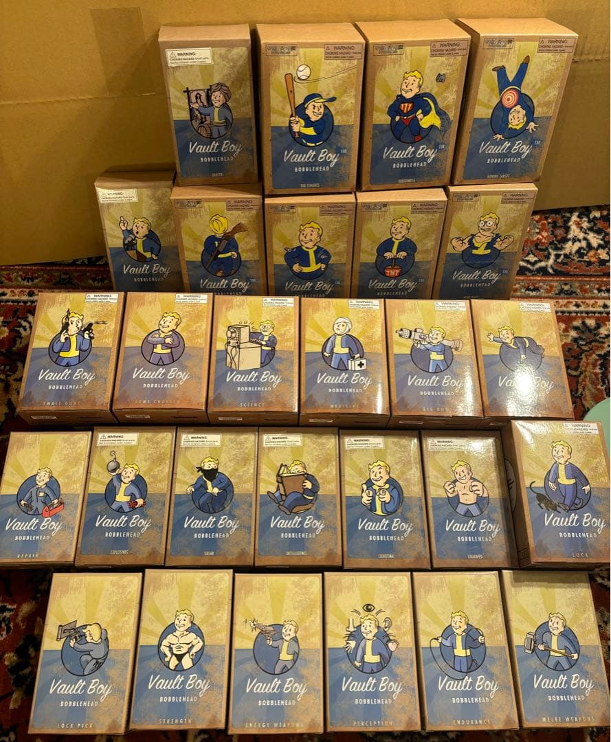 A*o様 正規品 全28種fallout ヴォルトボーイ ボブルヘッド フィギュ