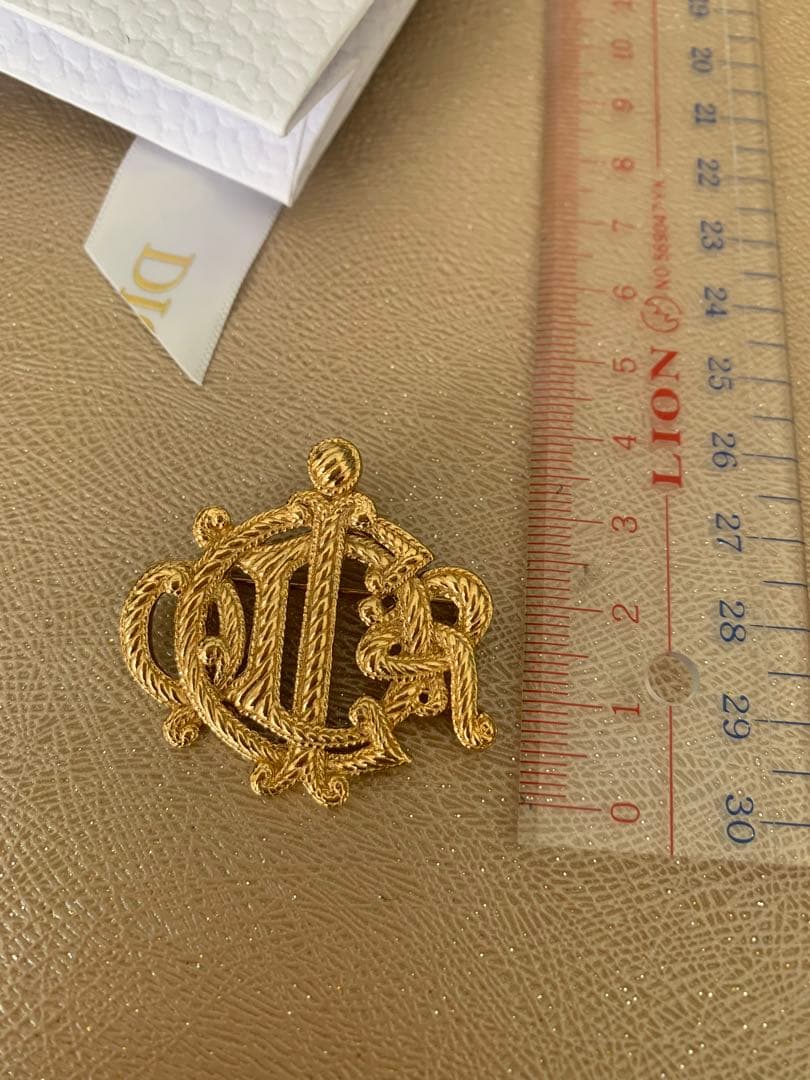 ディオール DIOR ブローチ 旧ロゴ ヴィンテージ クリスチャンディオール