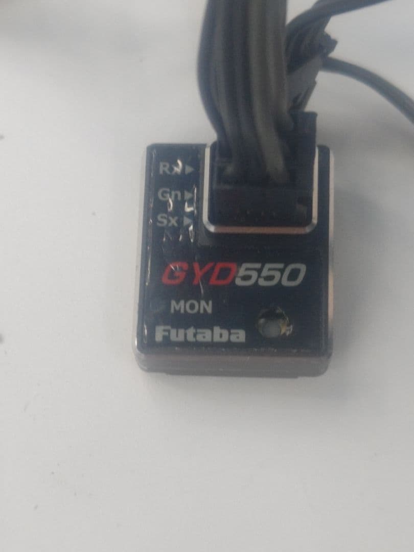 Futaba CT700ブラシレスサーボとGYD550ジャイロ
