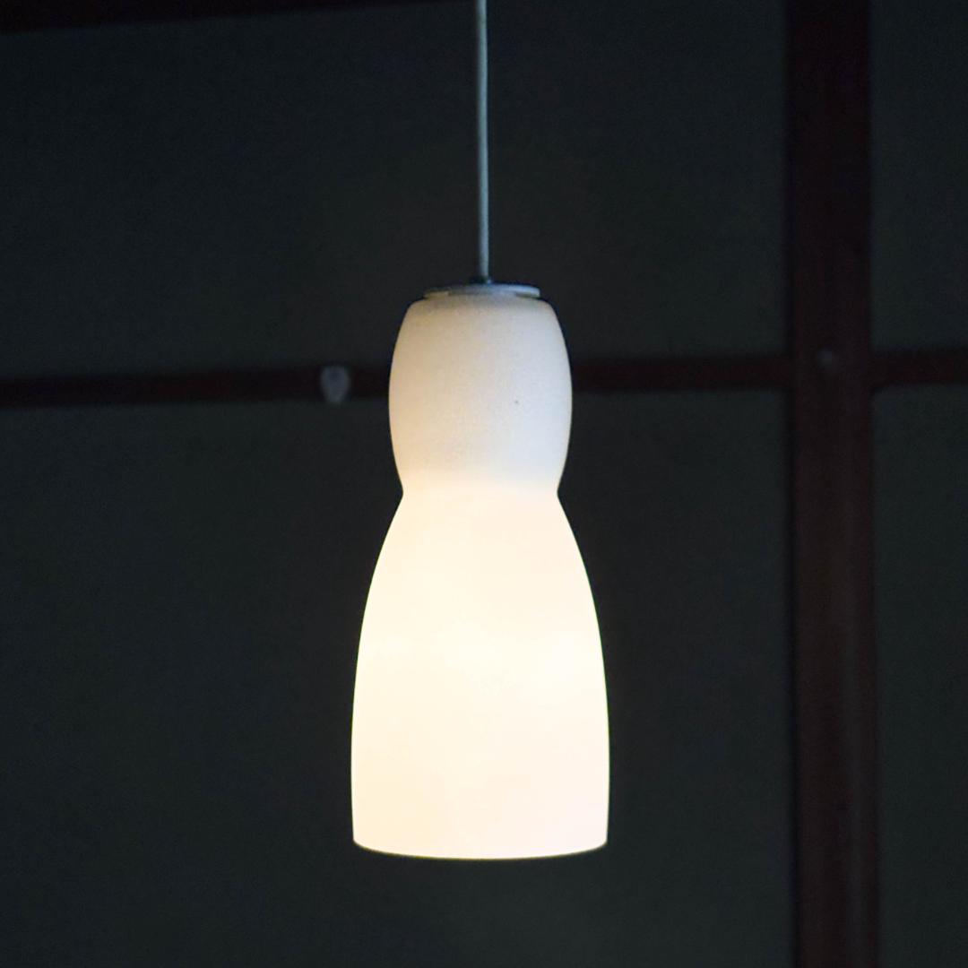 照明　ポストモダン　シンプル　レトロ