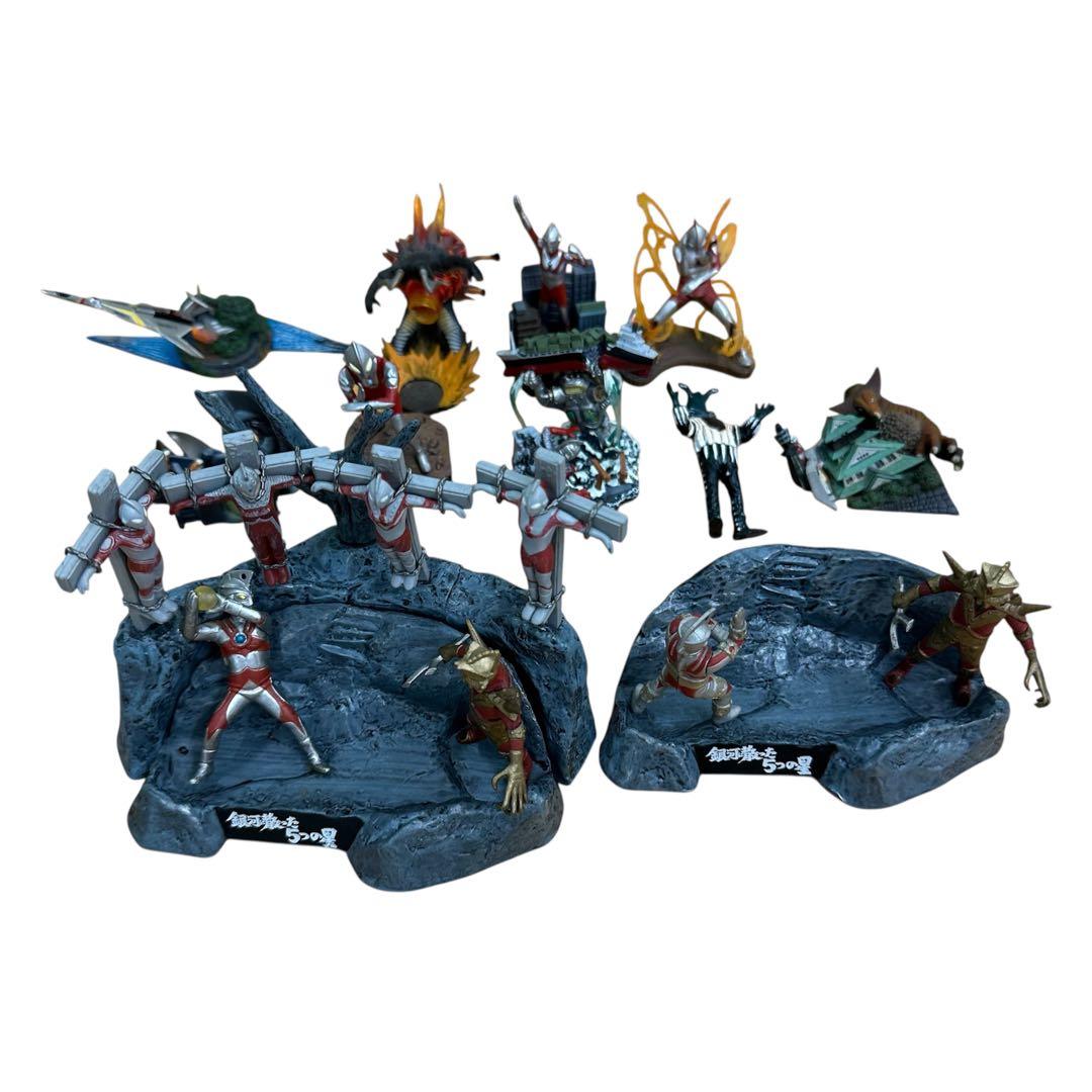 ウルトラマン　まとめ売り　ウルトラ怪獣　怪獣名鑑など　11個　11体