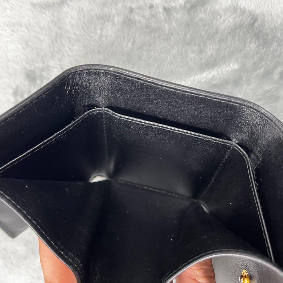 Prada プラダ 3つ折り財布 ブラック 黒 三角ロゴ ヴィッテロムーヴ
