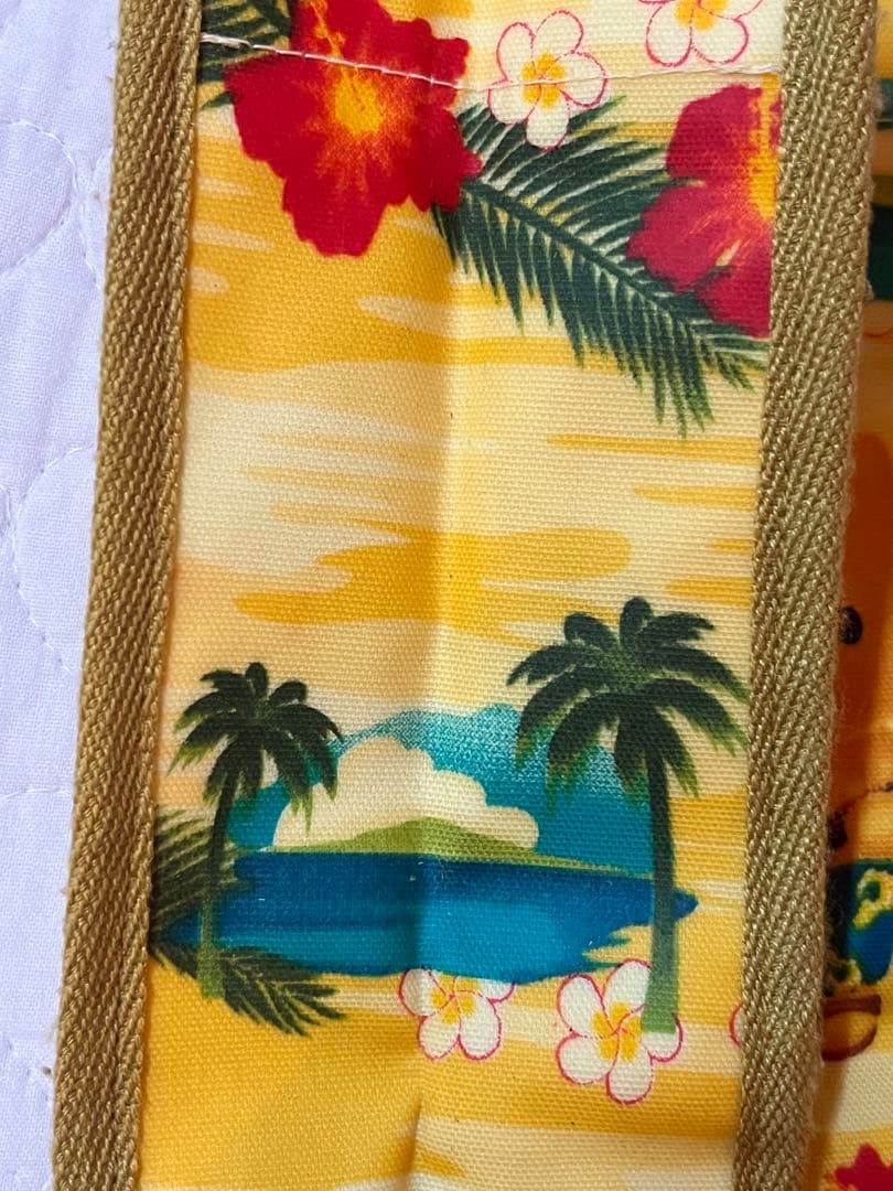 【新品未使用】日焼けキティ　ハイビスカス　トートバッグ　レトロキティ　ダニエル