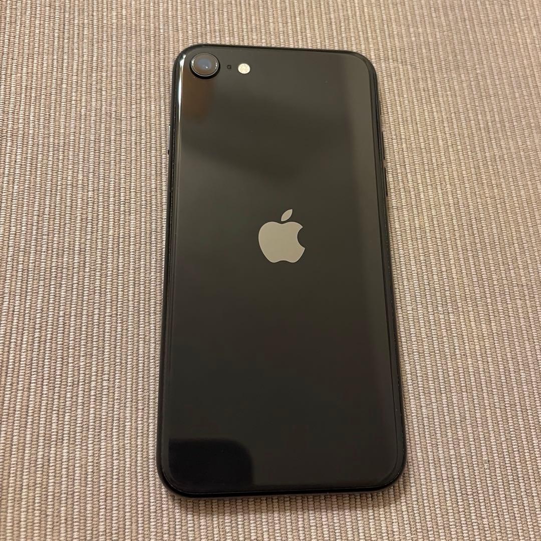携帯電話本体 iphone se2