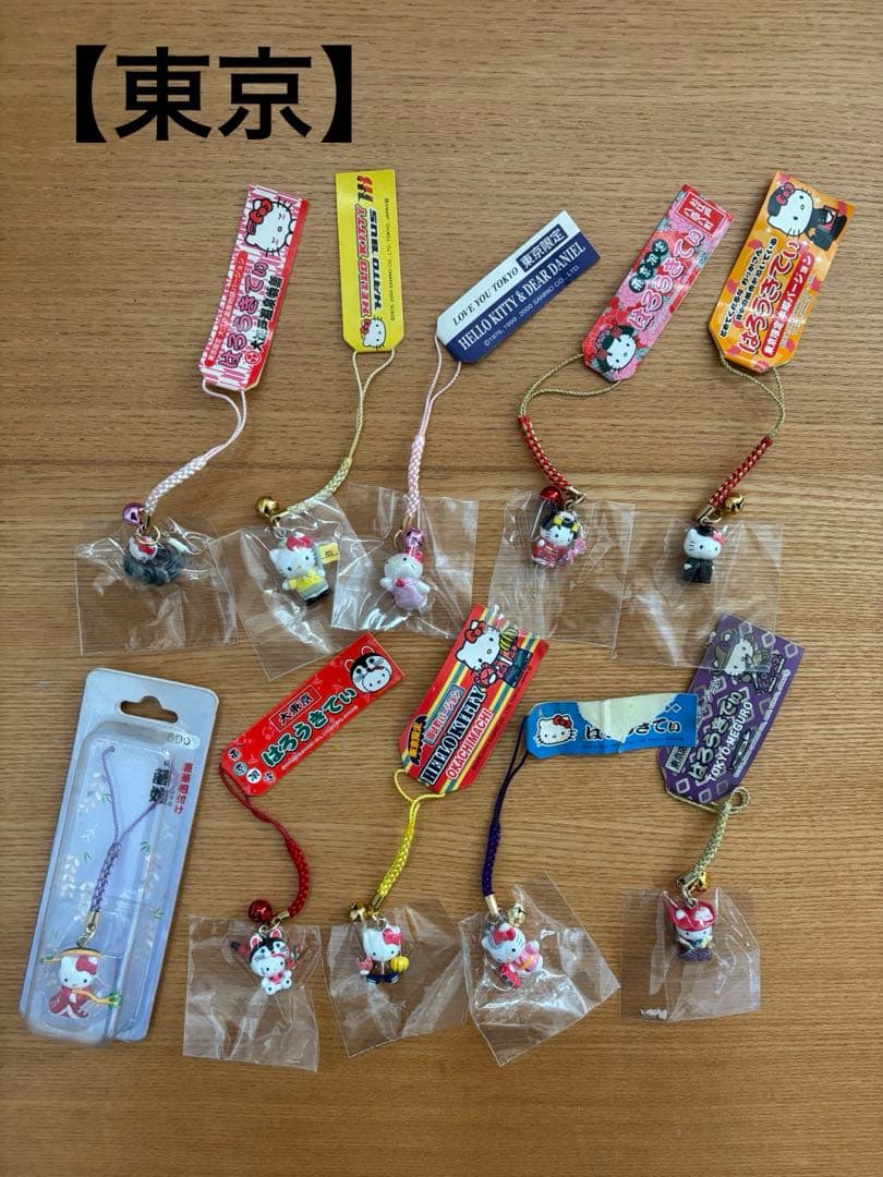 ご当地キティ　根付け　ストラップ　まとめ売り　140個