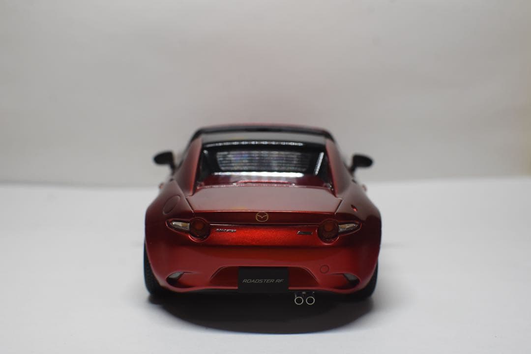 【完成品】タミヤ 1/24 マツダ ロードスターRF