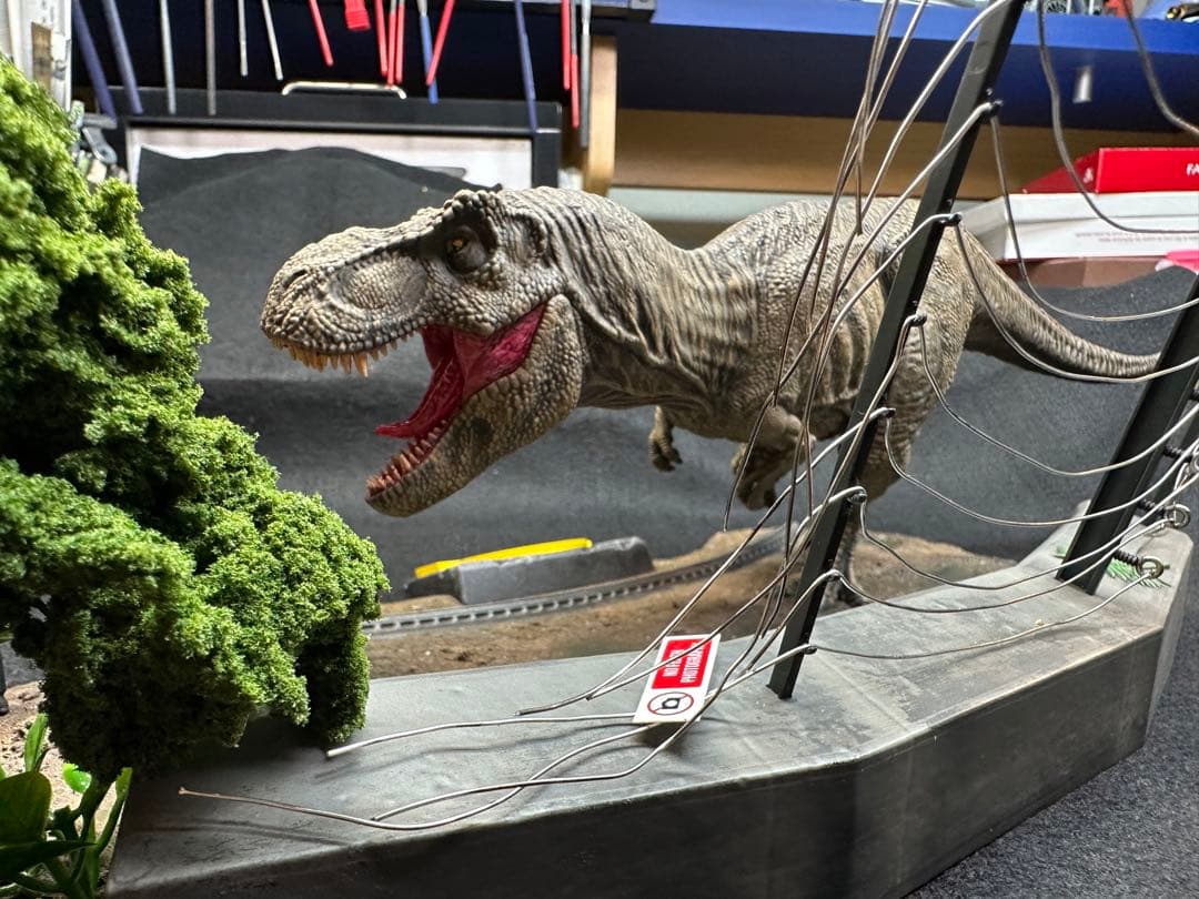 エクスプラス 1/35 ジュラシック・パーク プラモデル完成品