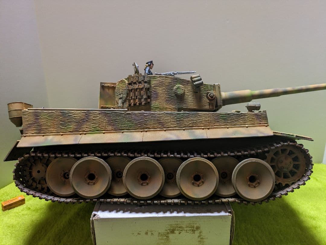 最上級1／16ヘンロンタイガー1