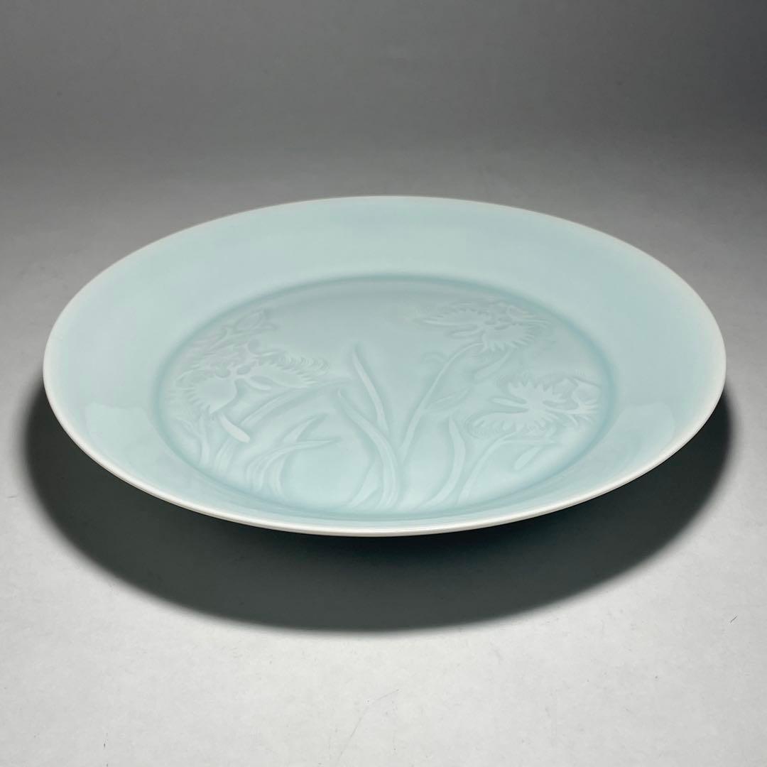 ◆名品 人間国宝 塚本快示 快山窯 青白磁鷺草文皿 共箱・共布付き◆