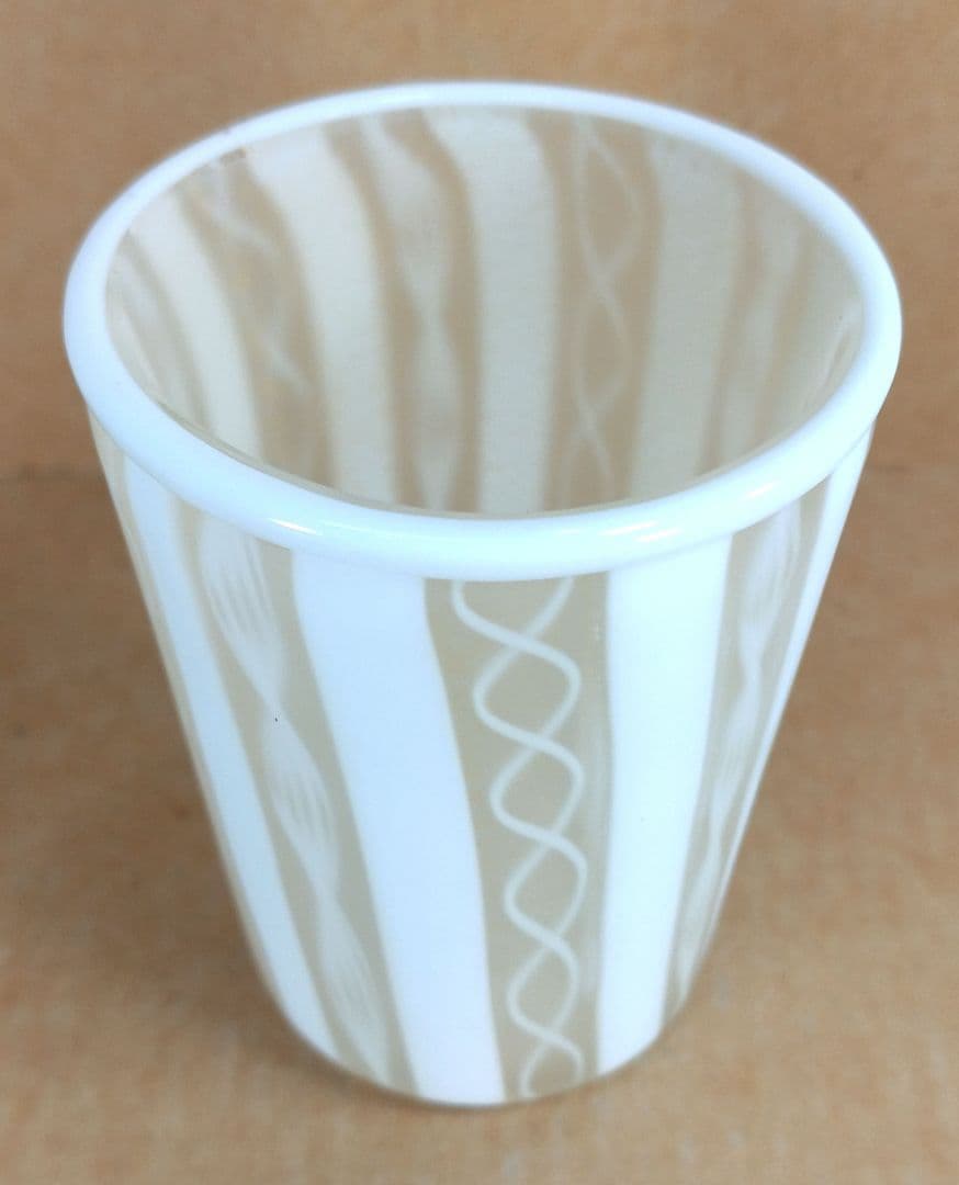 【本物保証】藤田喬平 手吹 ベェニスぐい呑 共箱 栞 白黄色系 金箔挟 ヴェニス