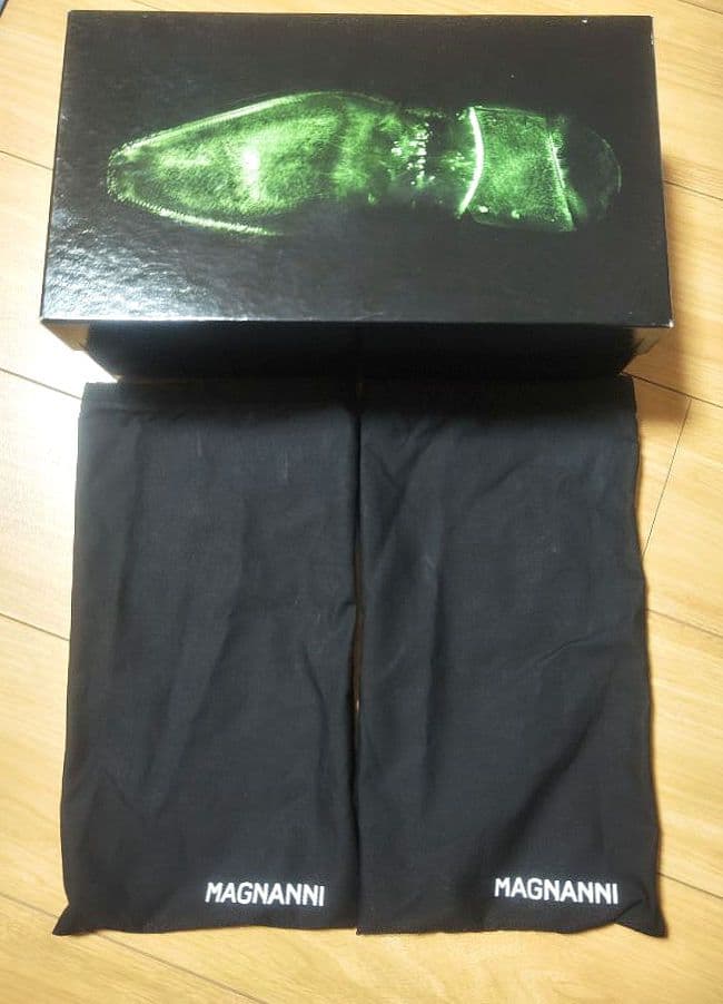 【未使用】　マグナーニ　42(26〜26. 5cm相当)　ブラウン