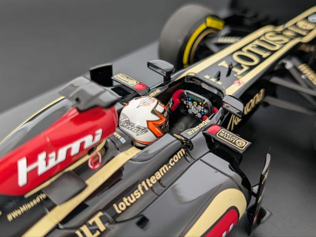 ミニチャンプス 1/18 ロータス ルノー E21 2013 K.ライコネン