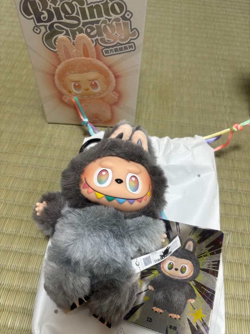 ラブブ　らぶぶ　シークレット　ポップマート