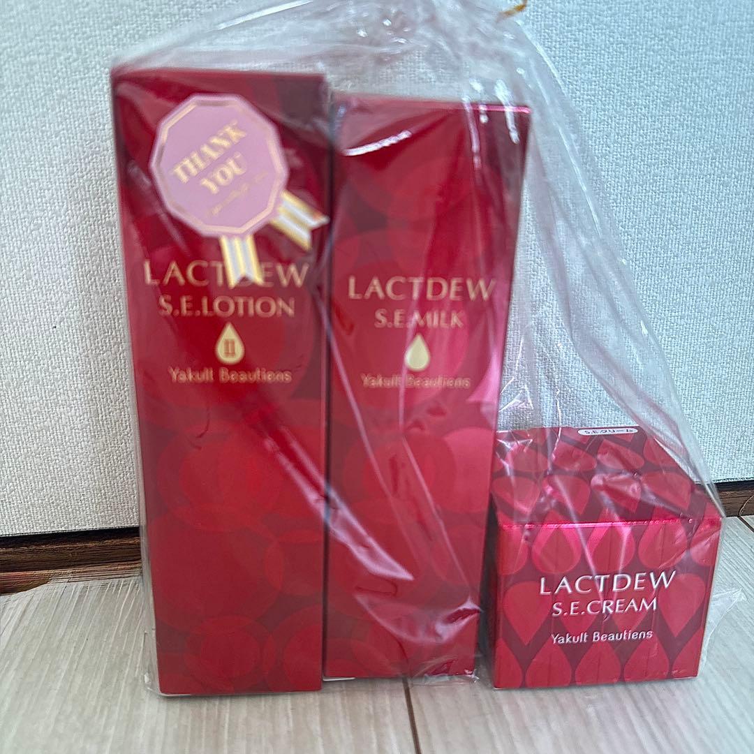 Yakult LACTDEW S.E.セット 化粧水 乳液 クリーム
