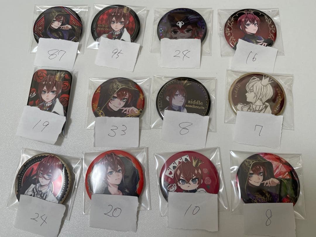 ツイステッドワンダーランド　リドル　缶バッジ　まとめ売り