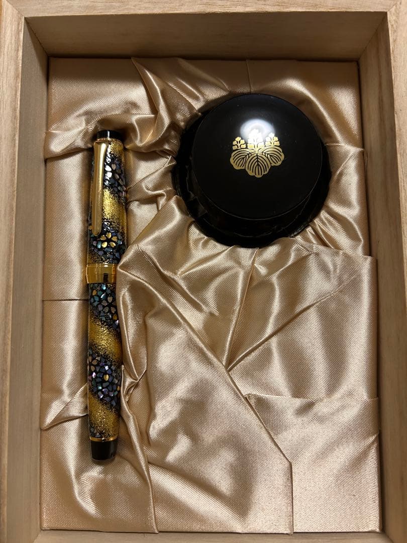 内閣総理大臣特別慰労　万年筆　螺鈿蒔絵　セーラー