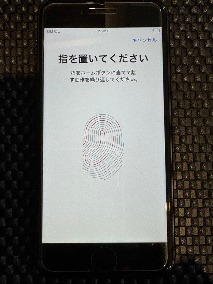 1794 Apple iPhone SE3 ブラック バッテリー100%