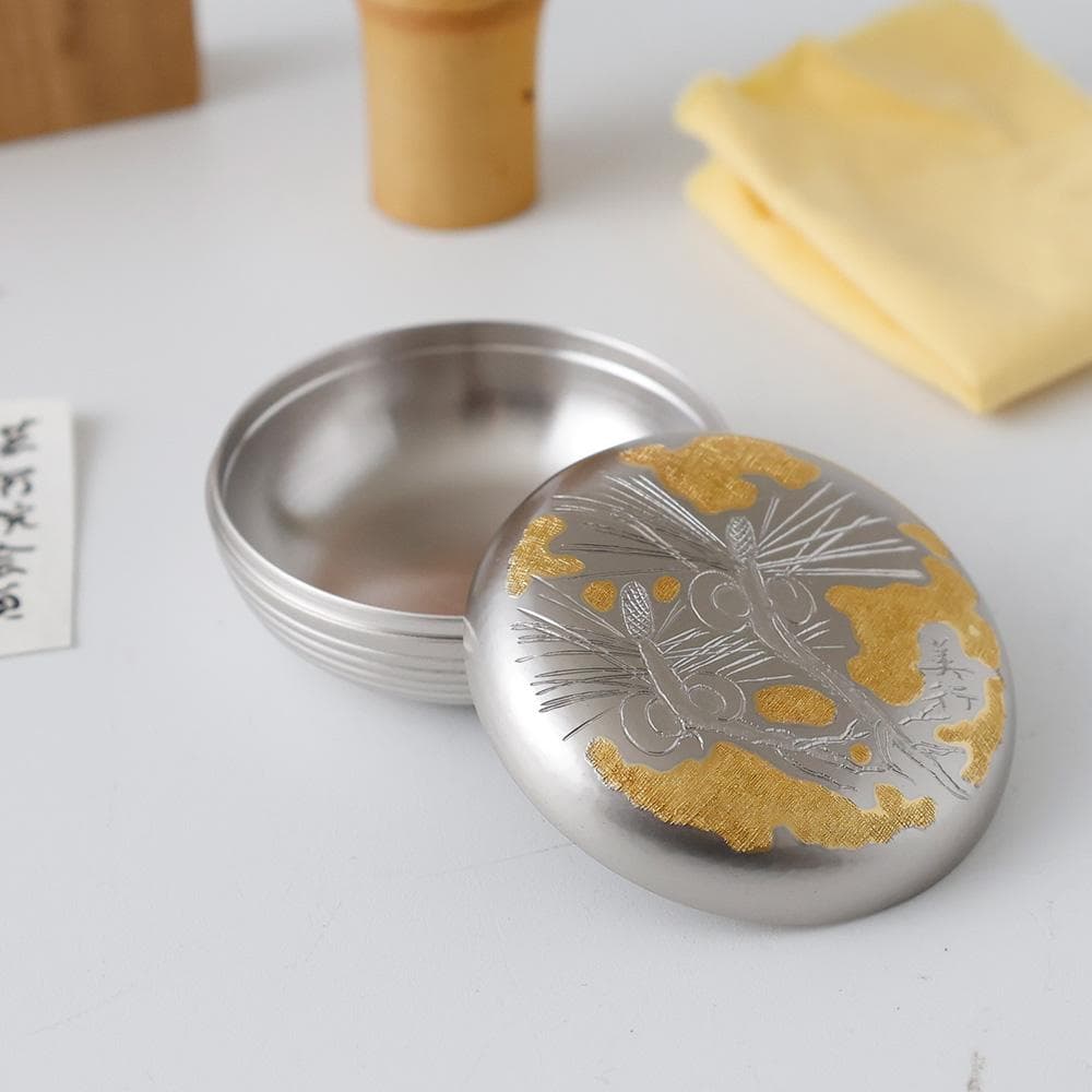 T金工家 帖佐美行 晴若花想 彫金香合 蓋物 共箱 彫刻巨匠 ボンボニエール