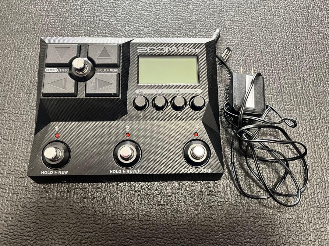 ZOOM G2 FOUR ギターマルチエフェクター