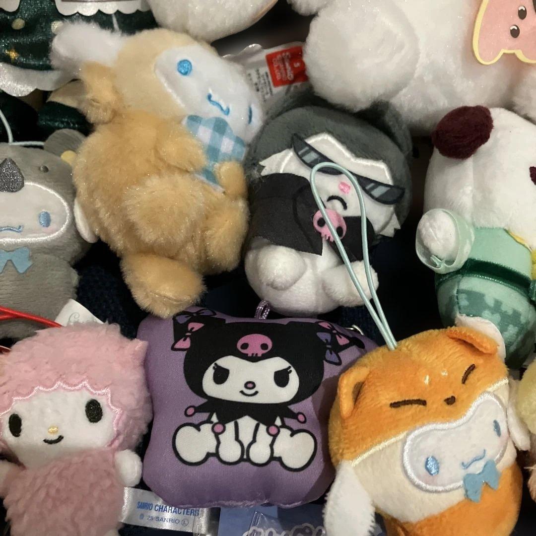 サンリオ　ぬいぐるみ　マスコット　アクリルスタンド　３５体セット　まとめ売り