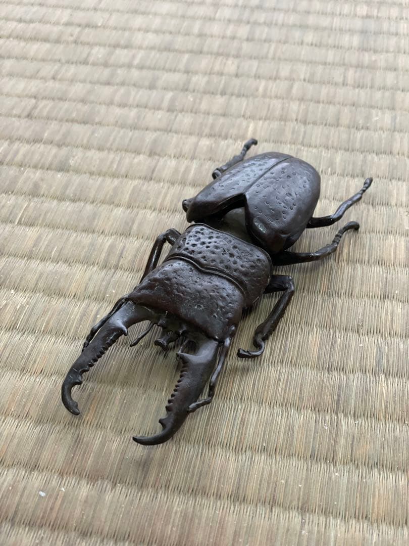 銅製　鍬形　金属工芸品