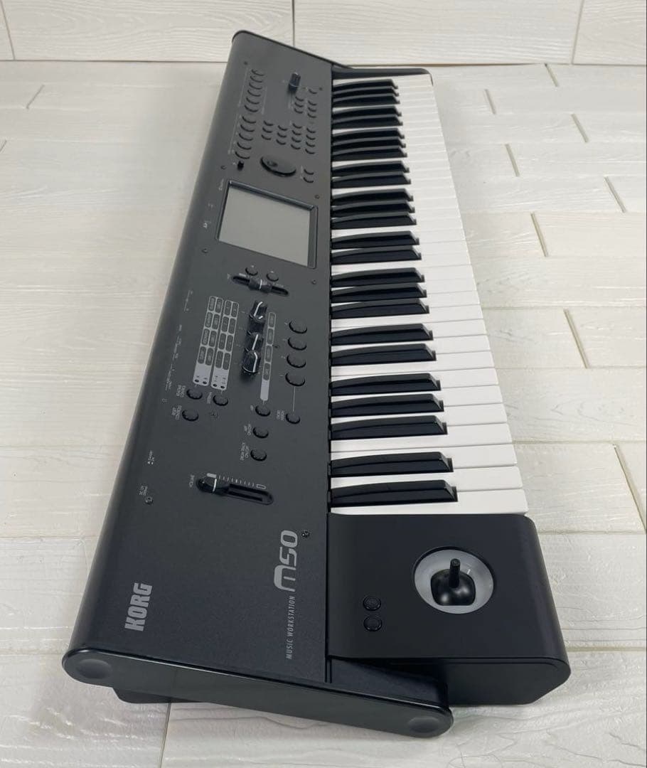 KORG シンセサイザー61鍵 M50-61