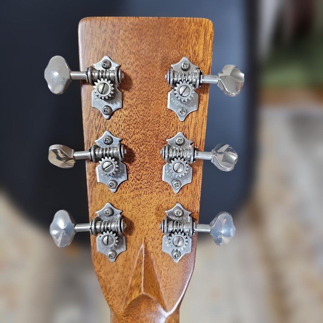 Cat's Eyes.CE118プロトタイプ オール単板。ハードケース付き
