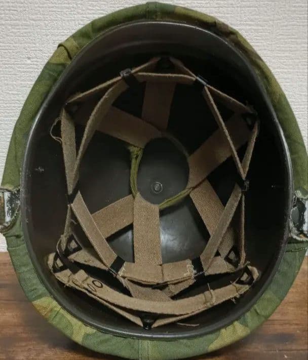 M1ヘルメット