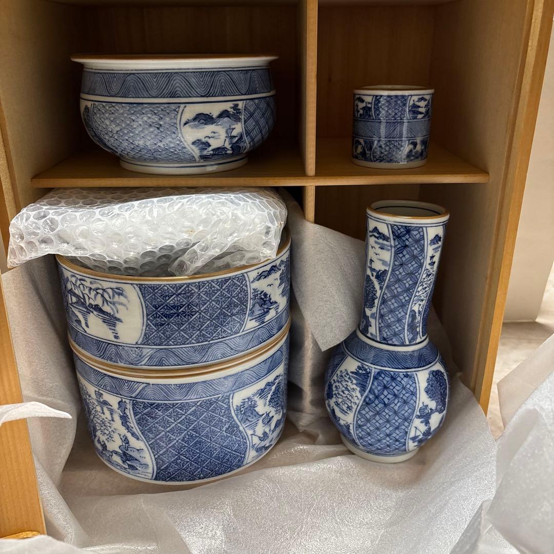 貴山造「祥瑞染付胴締皆具（しょんずいそめつけどうじめかいぐ）」茶道具一式