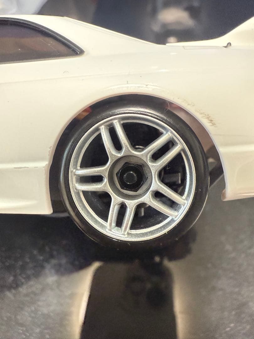 ミニッツ4wd日産スカイラインR33 32638WG-T