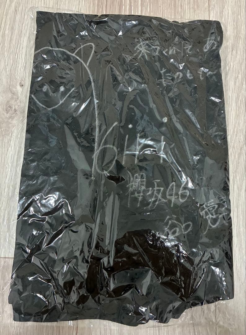 s*e様 谷口愛季　直筆　Tシャツ　櫻坂46