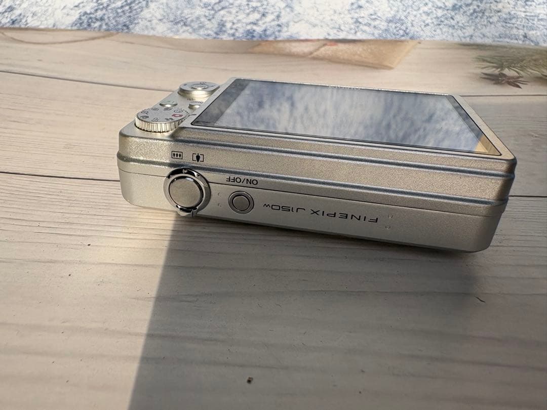 FUJIFILM FINEPIX J150W コンパクトデジタルカメラ(レ43)