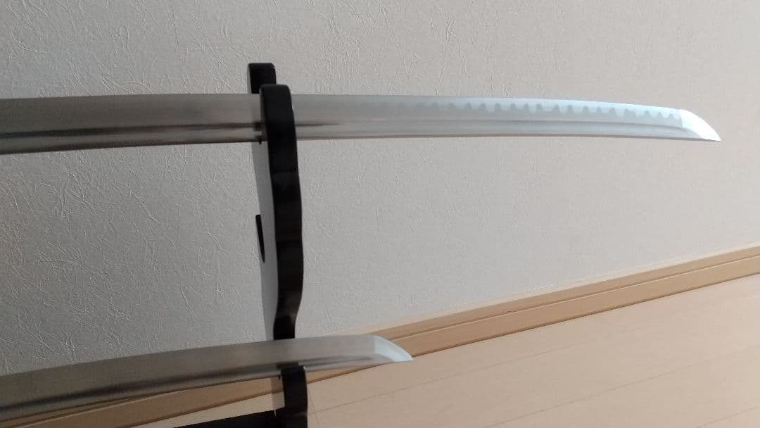 【珍品】模造刀 (皮巻き・千段鞘・樋入り刀身) 居合刀・模擬刀