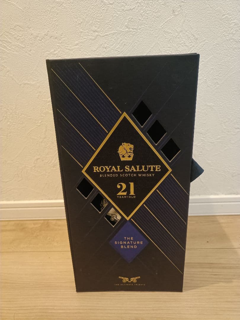 ・ SALUTE 21年 ・THE MACALLAN 12年 ・金陵