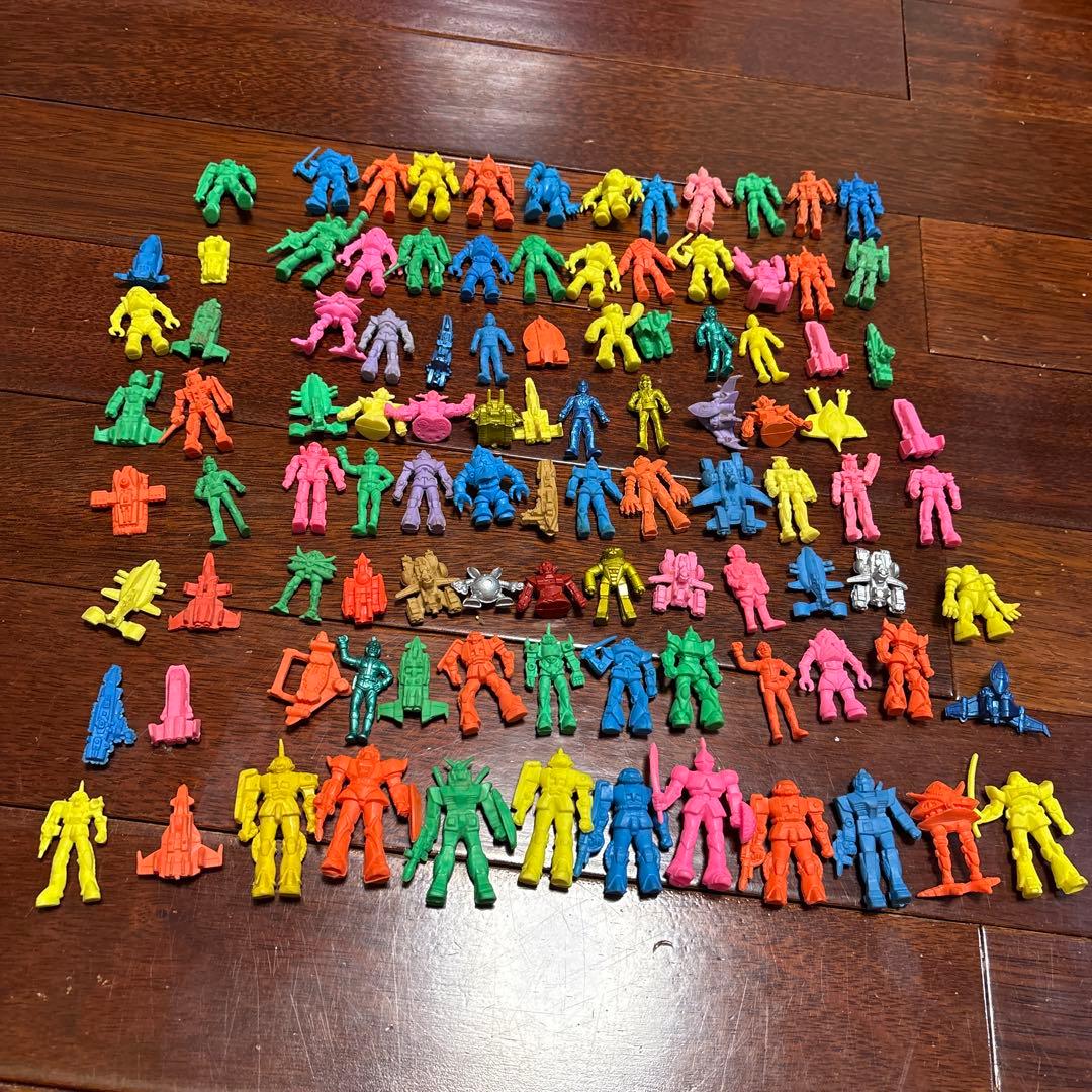ガンダム消しゴム人形１００個まとめてセット⭐︎ガン消し⭐︎消ゴム⭐︎昭和当時物
