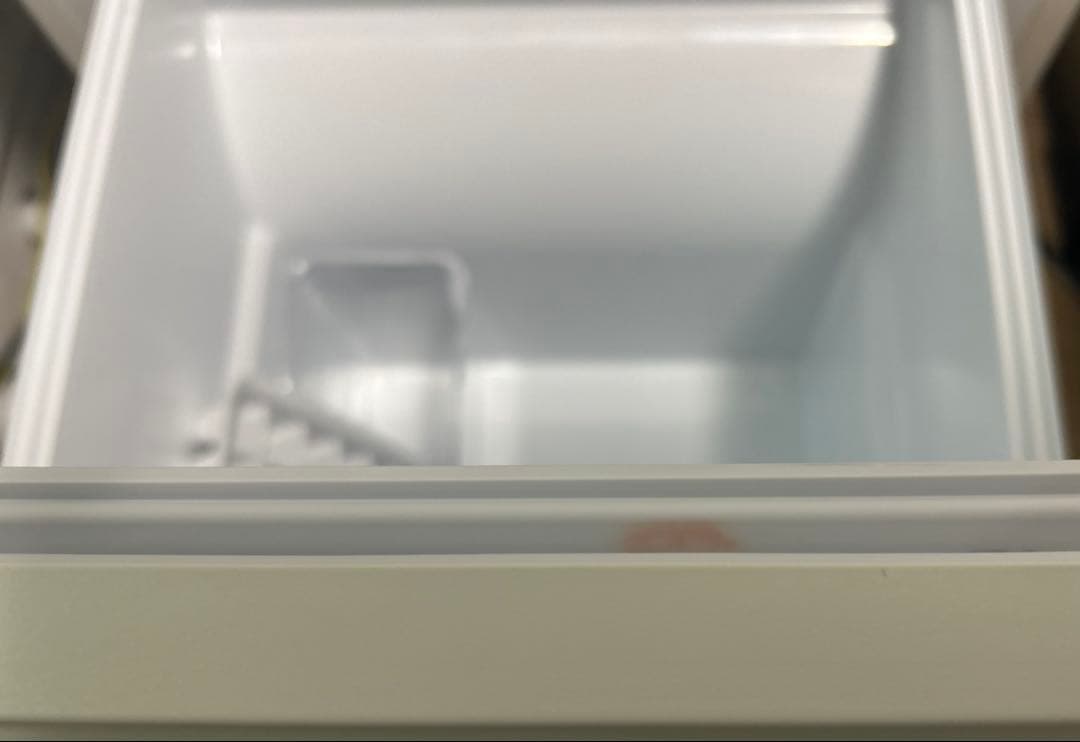 【美品/送料込】Panasonic 冷蔵庫 NR-B16C1-W（2024年製）