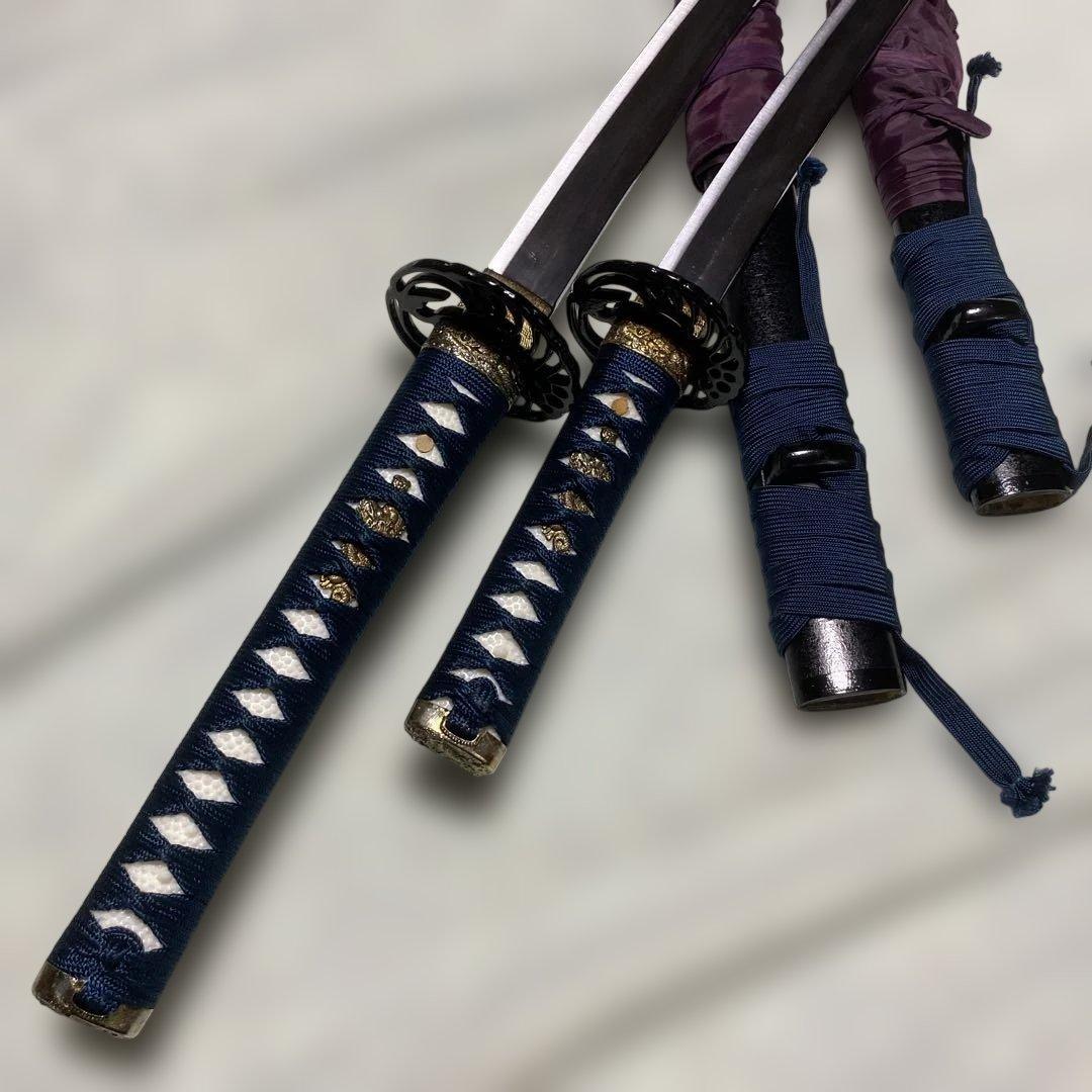 高級模造刀大小２本(刀袋付) 青柄 鶴羽透し丸鍔 黒梨地鞘
