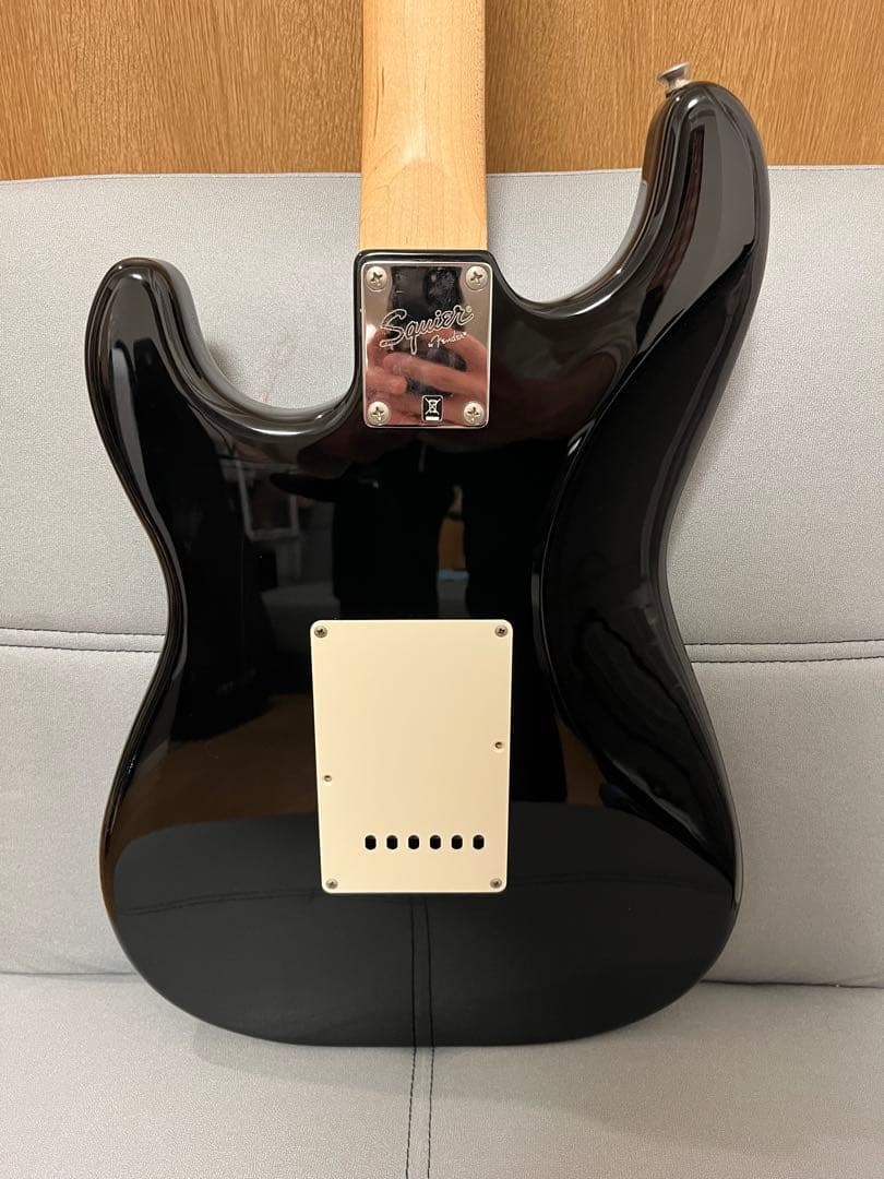 ギター Squier Affinity Stratocaster large head